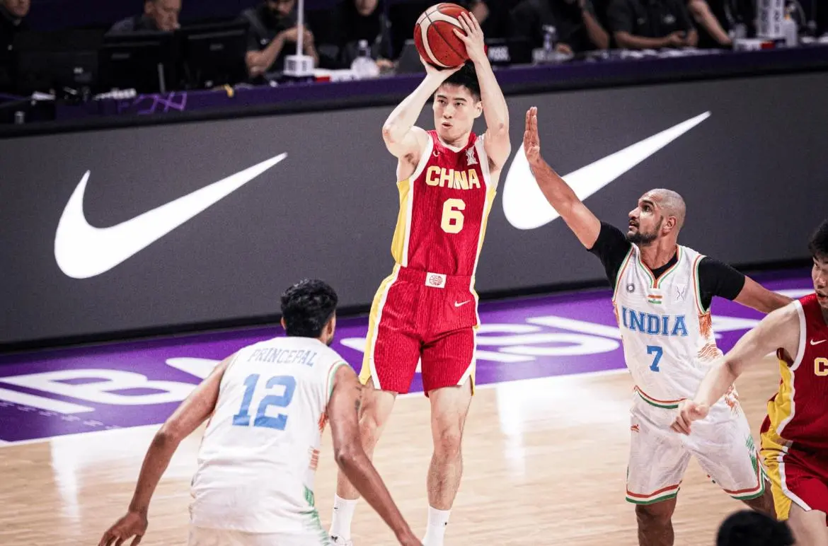 程帅澎这种, 中国男篮外, 分钟