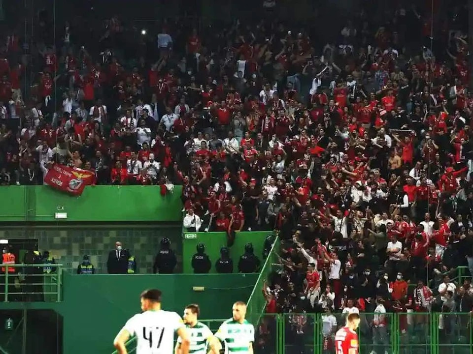 尤尔曼通过, 葡萄牙体育, 的比赛中扑