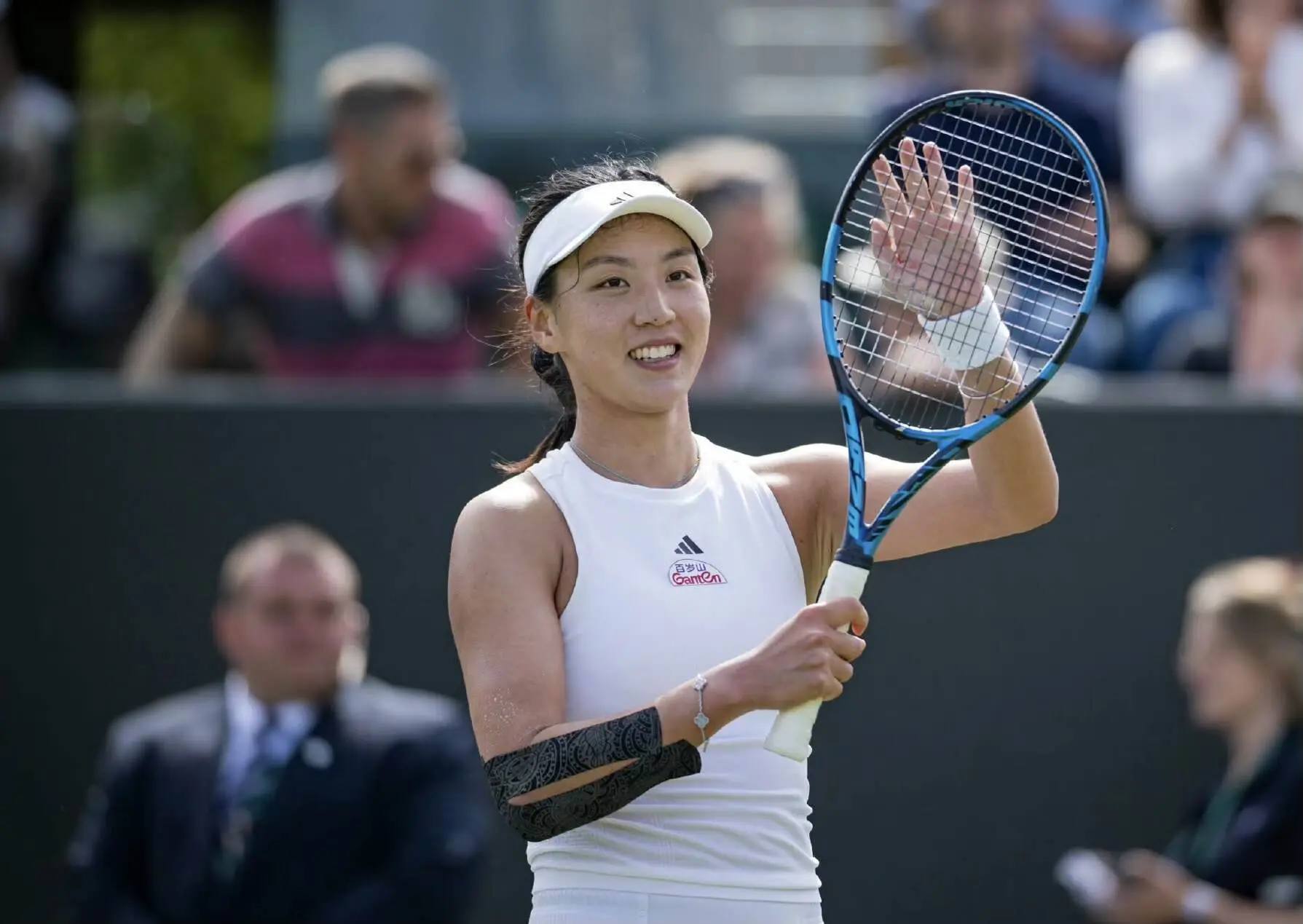 仅郑钦文一, 单打仅获