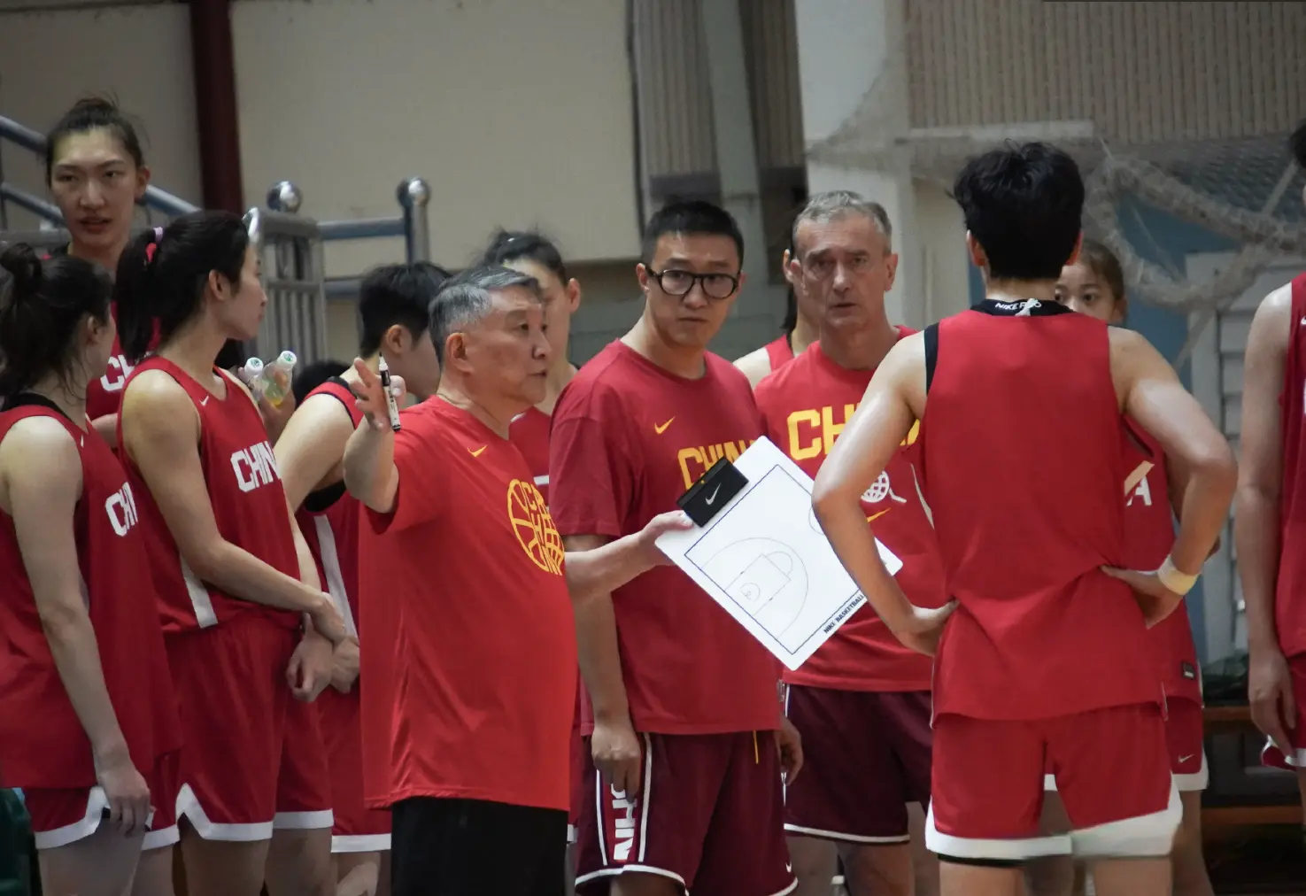 结束了与云, img