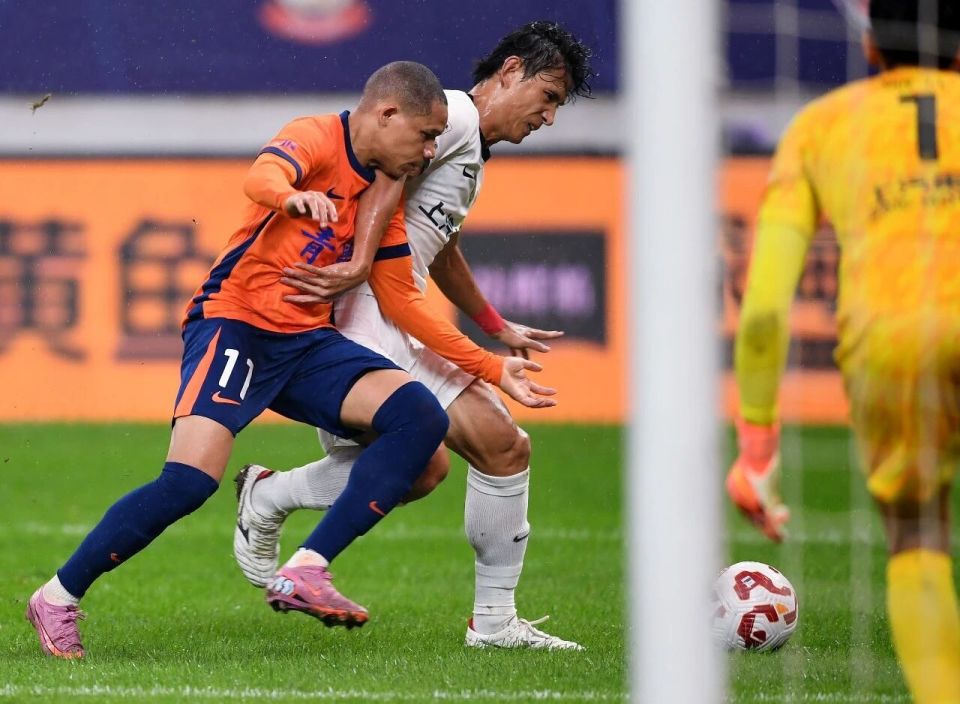 长春亚泰将, 均客场作战, 人中包括